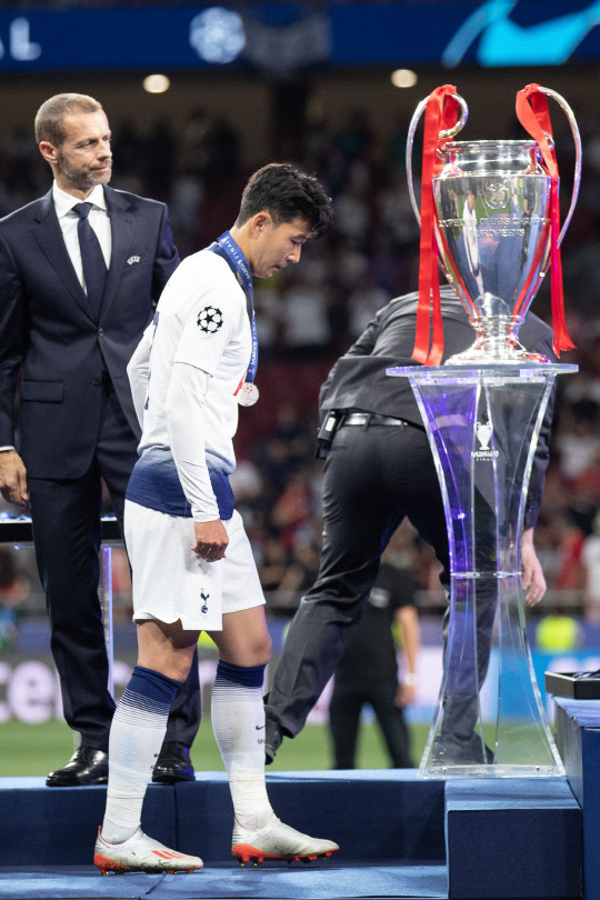  UCL ؿ `ƽ ÿ`